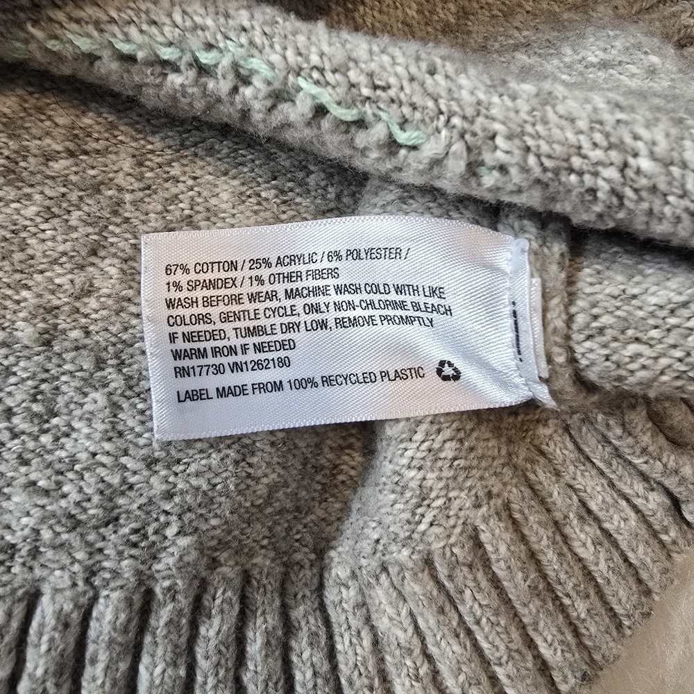 Dinosaur sweater - Picture 4 of 6